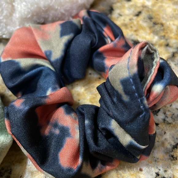 Colorful Trio Bundle Scruchies - Picture 4 of 6